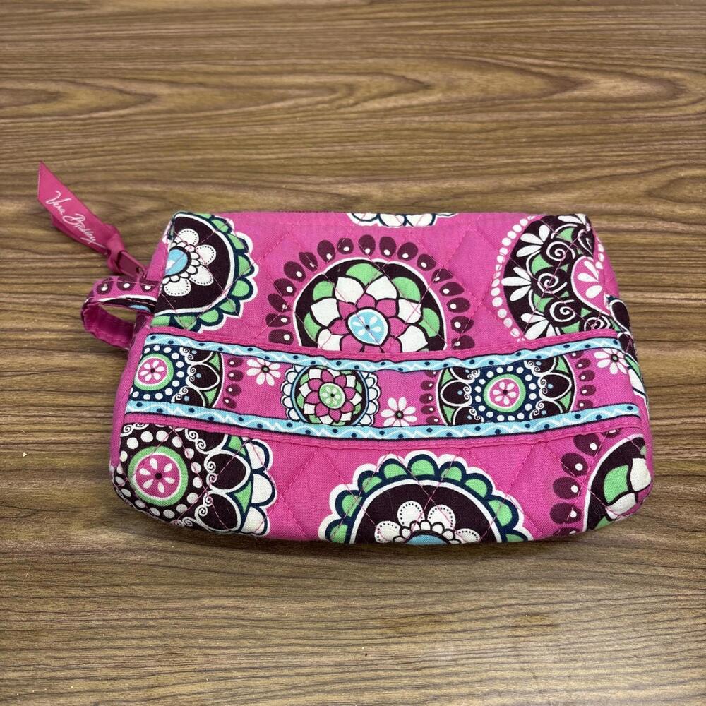 Vera Bradley Womens Cupcake Pink  Zip Top Wristlet Wallet Retired Pattern Pouch
